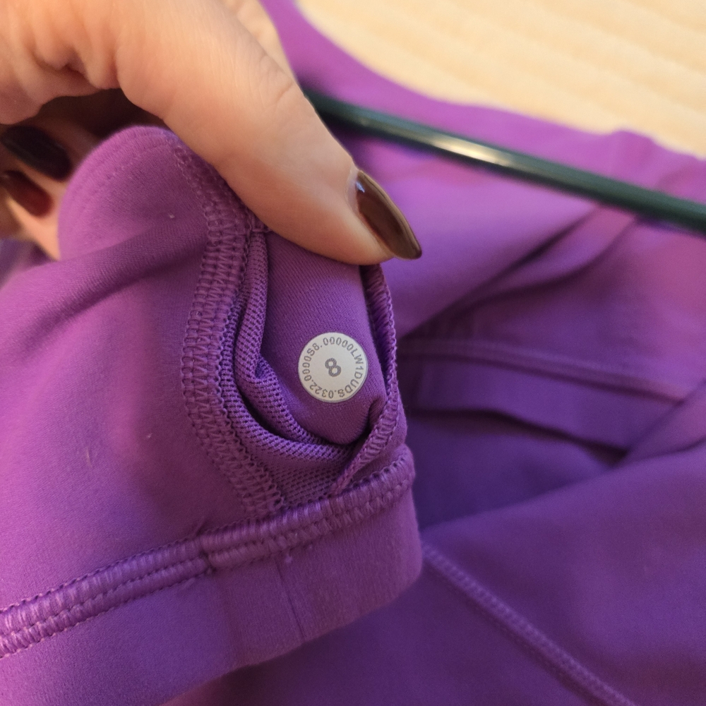 lululemon athletica Align Tank Size 8 - Picture 3 of 3